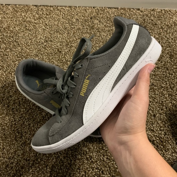 Puma Shoes - Picture 1 of 5